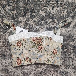Princess Polly Floral Crop Top - Cream and Blue